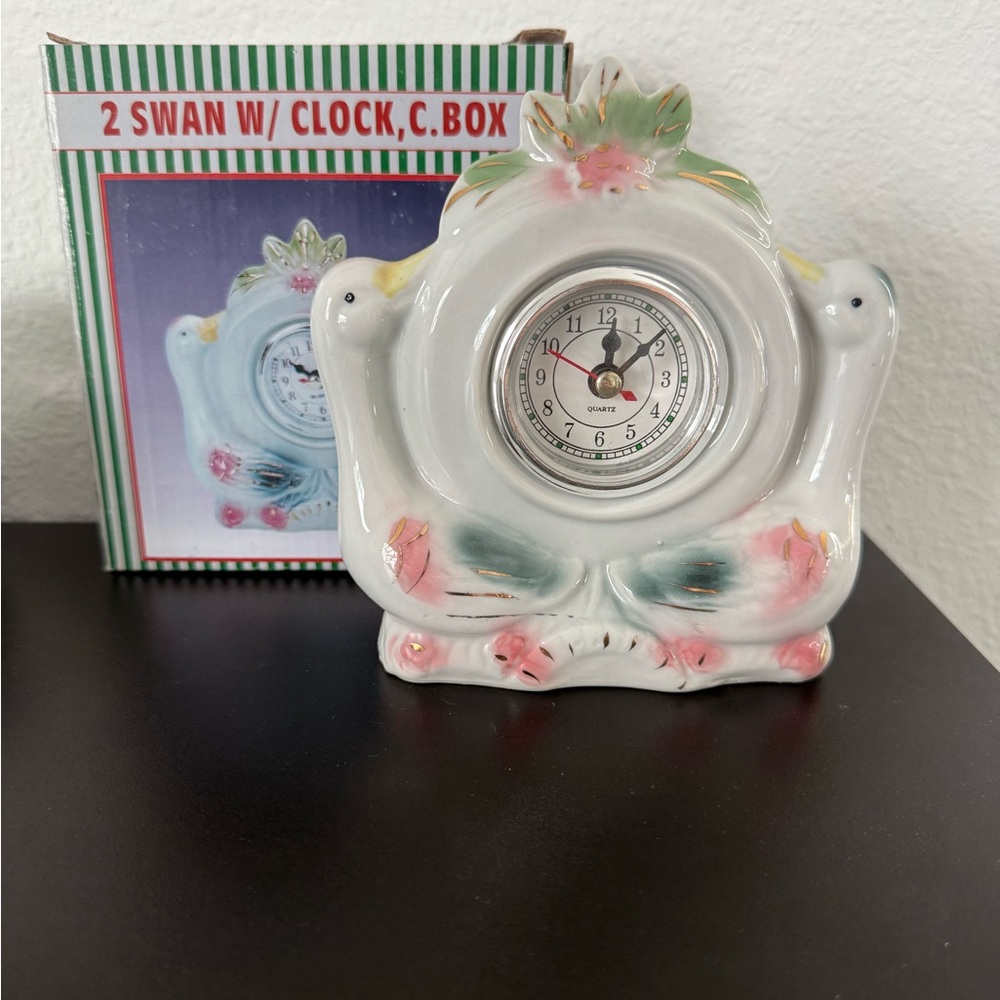 Nwt Elegant Swan Clock with Floral Accents